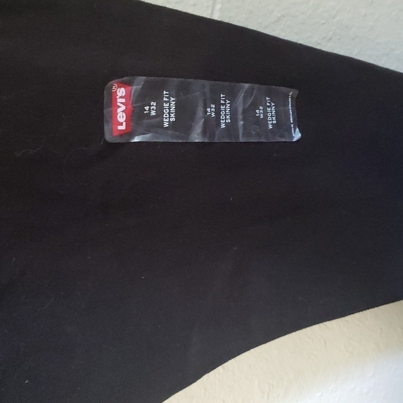 LEVI'S Wedgie Skinny Jeans color black, Size 32 - Picture 9 of 16